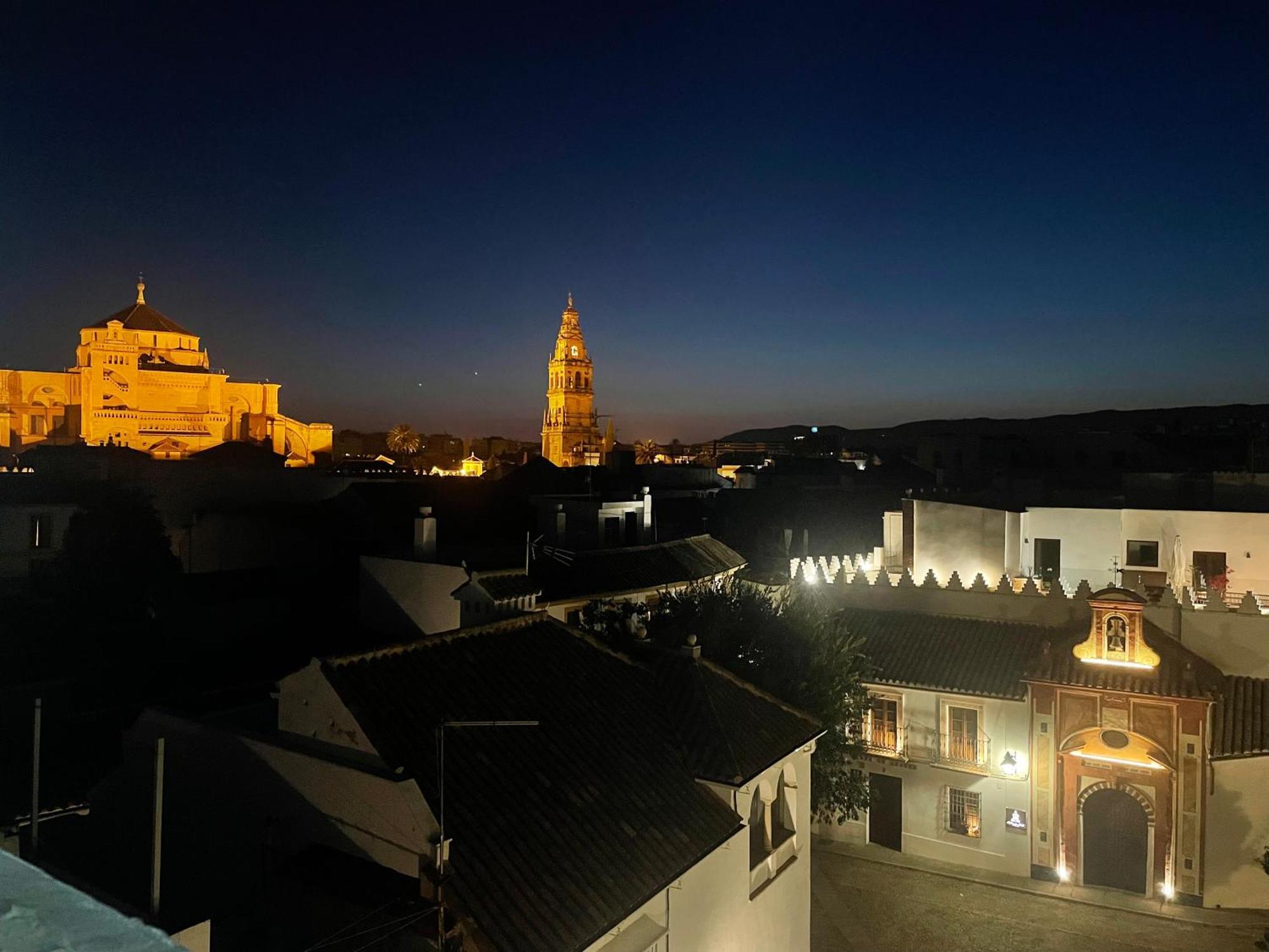 Atico De La Sultana Con Terraza Privada Apartment Kordoba Bagian luar foto